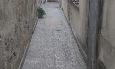 Casa  con lote de 8,66 x 46,5 con dos viviendas  - Sarandi