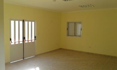 Casa en venta - 6 Dormitorios 3 Baños - 265 mts2 - Bragado