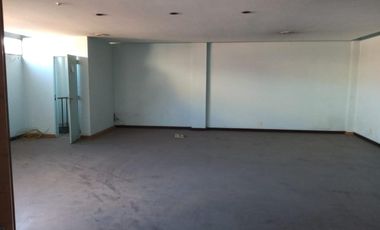 Depósito en  Lanús