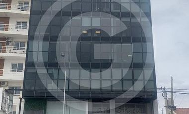 Oficina en Santa Genoveva