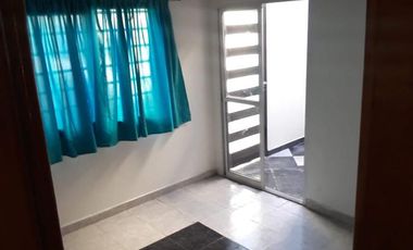 PH en venta - 1 dormitorio 1 baño - 46mts2 - Berazategui