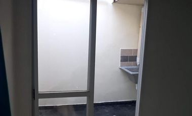 PH en venta - 1 dormitorio 1 baño - 46mts2 - Berazategui