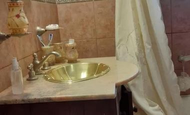 Casa en venta - 3 dormitorios 3 baños - 200mts2  - Presidente Peron
