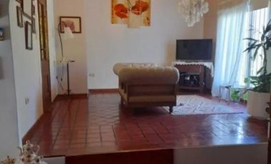 Casa en venta - 3 dormitorios 3 baños - 200mts2  - Presidente Peron