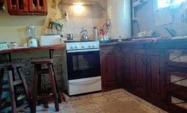 Casa en venta - 3 dormitorios 3 baños - 200mts2  - Presidente Peron