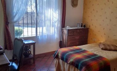 Casa en venta - 3 dormitorios 3 baños - 200mts2  - Presidente Peron