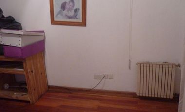 Casa 4 dormitorios en venta. La Plata.