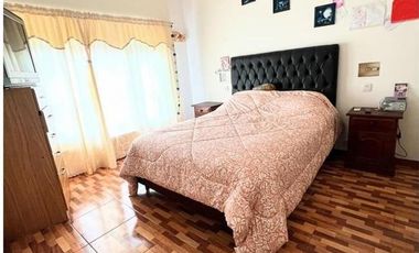PH en venta - 2 Dormitorios 1 Baño - 75Mts2 - Lanús