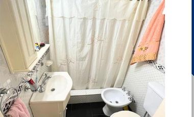 PH en venta - 2 Dormitorios 1 Baño - 75Mts2 - Lanús