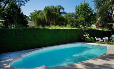 Casa   Quincho   Piscina. Funes