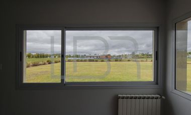 Casa  Los Tilos y Crisantemos en  Campos de Roca II
