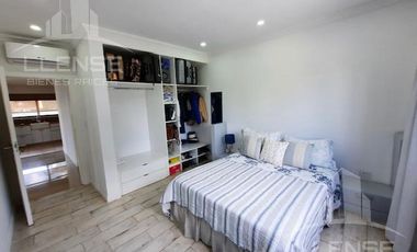 Casa 5 ambientes con piscina en venta apta credito- La Candida