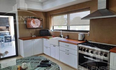 Casa 5 ambientes con piscina en venta apta credito- La Candida