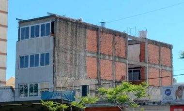 Edificio en Block, Ideal Oficinas Comerciales a Terminar