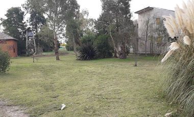 Terreno en venta - 1772mts2  - San Miguel Del Monte