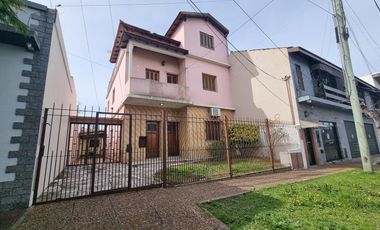 Casa para 2 familias en Barrio Los Cedros