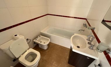 Departamento de 2 Ambientes con  balcón  - Wilde