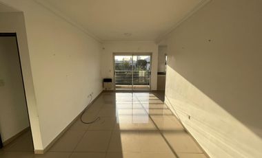 Departamento de 2 Ambientes con  balcón  - Wilde