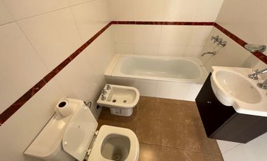 Departamento de 2 Ambientes con  balcón  - Wilde