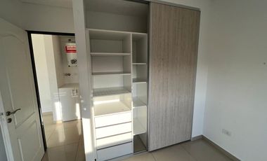 Departamento de 2 Ambientes con  balcón  - Wilde