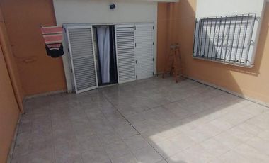 PH PARA DOS FAMILIAS O INVERSOR VENTA  Marco Avellaneda  1781 REMEDIOS DE ESCALADA