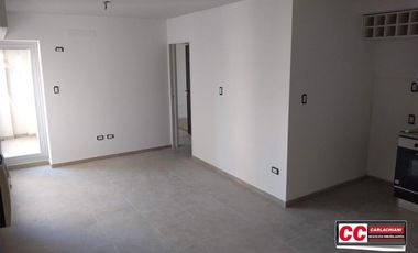 Local al frente - Estrenar - Kitchenette y Baño!!