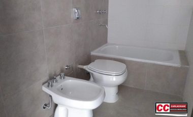 Local al frente - Estrenar - Kitchenette y Baño!!