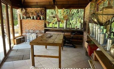 EXCLUSIVA CASA EN VENTA EN HACIENDA  DE VALLE ESCONDIDO