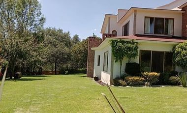 EXCLUSIVA CASA EN VENTA EN HACIENDA  DE VALLE ESCONDIDO