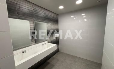 Edificio Comercial en Venta  - (3)