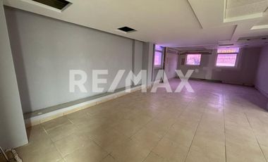 Edificio Comercial en Venta  - (3)