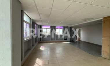 Edificio Comercial en Venta  - (3)