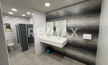 Edificio Comercial en Venta  - (3)