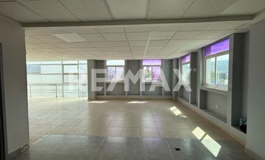 Edificio Comercial en Venta  - (3)
