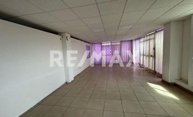 Edificio Comercial en Venta  - (3)