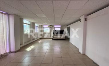 Edificio Comercial en Venta  - (3)