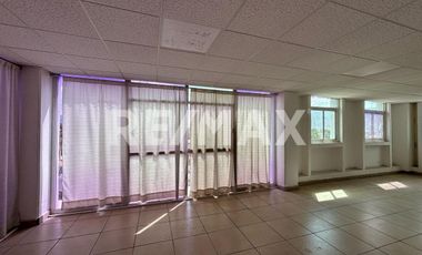 Edificio Comercial en Venta  - (3)