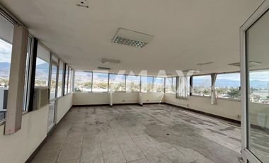 Edificio Comercial en Venta  - (3)