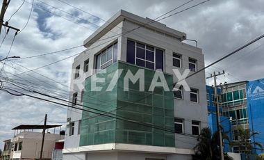 Edificio Comercial en Venta  - (3)