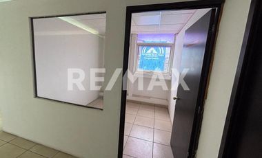 Edificio Comercial en Venta  - (3)