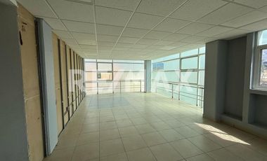 Edificio Comercial en Venta  - (3)