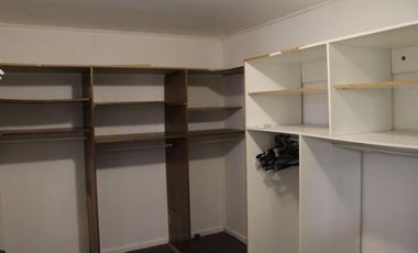 Casa en venta con 4 dormitorios y 2 baños en Puente Alto