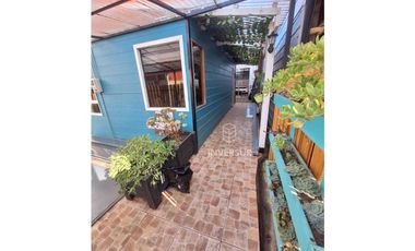 CASA DE 2 DOR EN FRUTILLAR ALTO