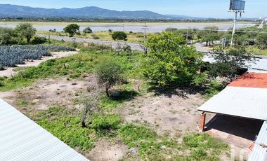 Terreno en venta con o sin restaurante Cerca a Centro Logístico de Jalisco