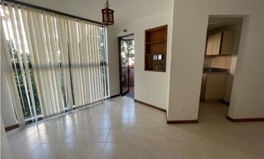 APARTAMENTO EN ARRIENDO SECTOR OVIEDO - POBLADO