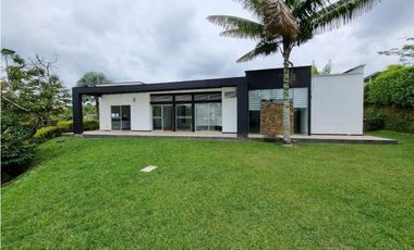 Casa campestre en condominio para la venta,Pueblito Cafetero,Pereira