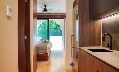 Venta Estudio de Lujo Colonial con Piscina, Terraza y Patio Privado en Tulum