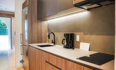Venta Estudio de Lujo Colonial con Piscina, Terraza y Patio Privado en Tulum