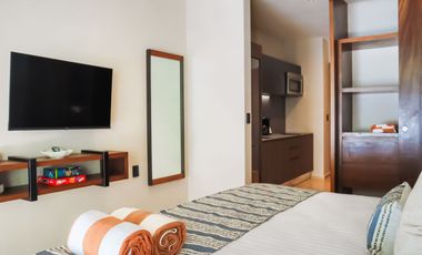 Venta Estudio de Lujo Colonial con Piscina, Terraza y Patio Privado en Tulum