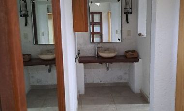 “Casa en venta con excelente terreno en Salazar”